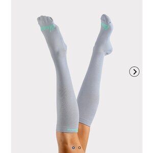 Clove Compression Socks 20-30mmHg Forever Blue With Mint Logo Size small 1 pair
